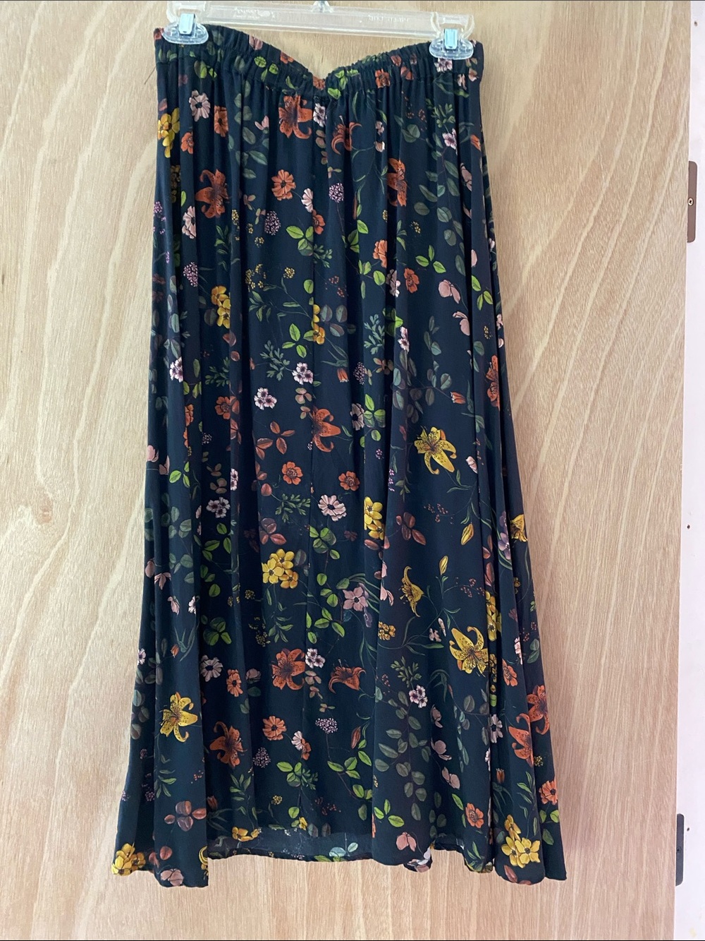 Amour Vert Blaze Washable Silk Skirt in Saint Germain Floral - Picture 3 of 9
